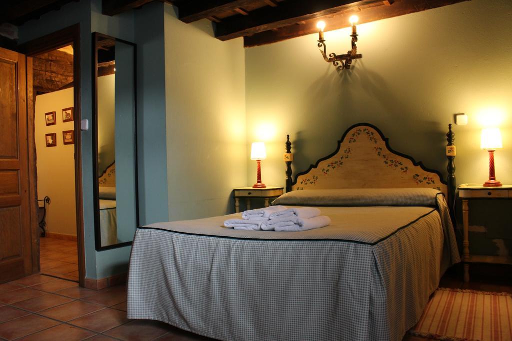 Casa rural La Toba I y II Bezana Exterior foto