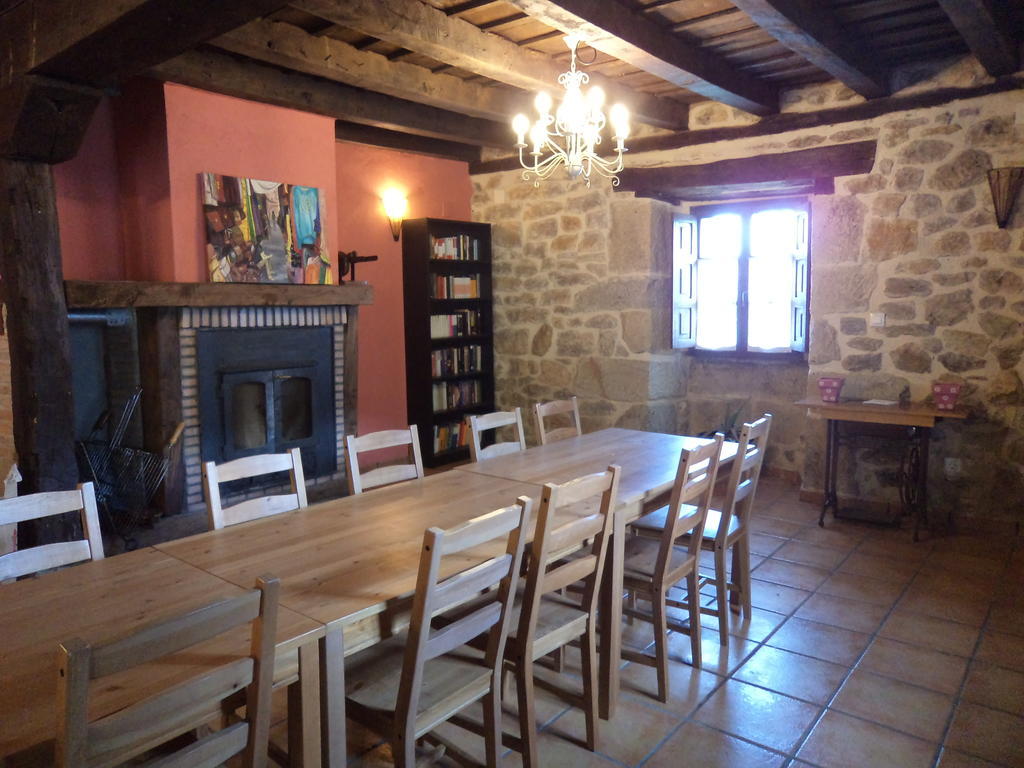 Casa rural La Toba I y II Bezana Exterior foto