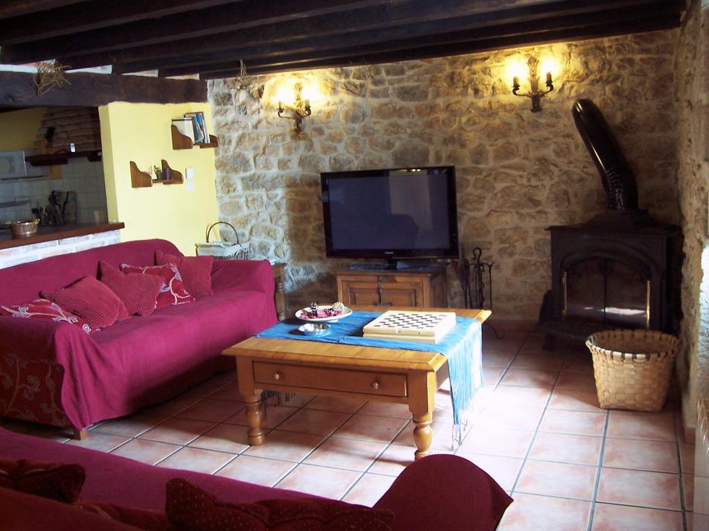 Casa rural La Toba I y II Bezana Habitación foto