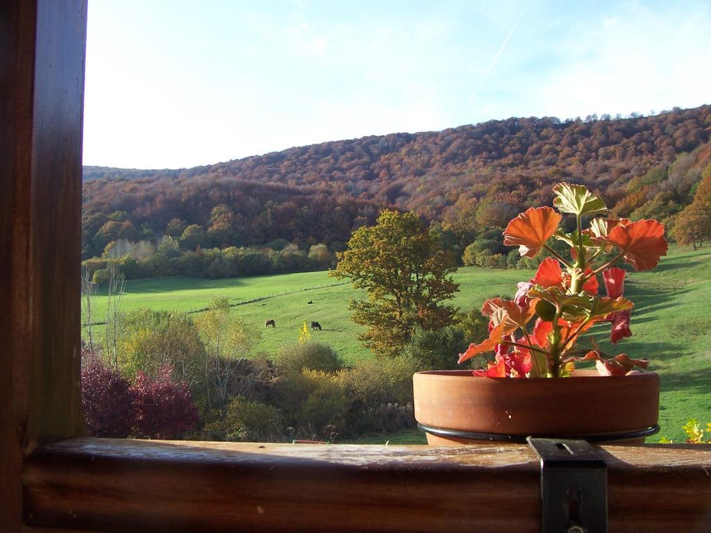 Casa rural La Toba I y II Bezana Habitación foto