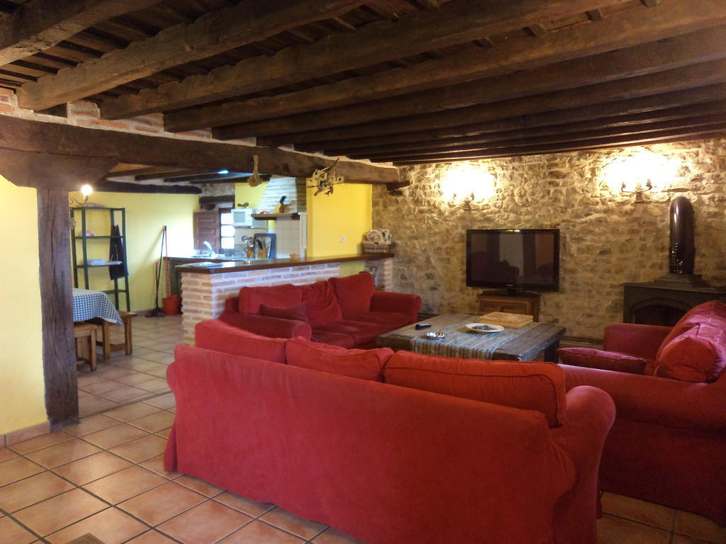 Casa rural La Toba I y II Bezana Habitación foto
