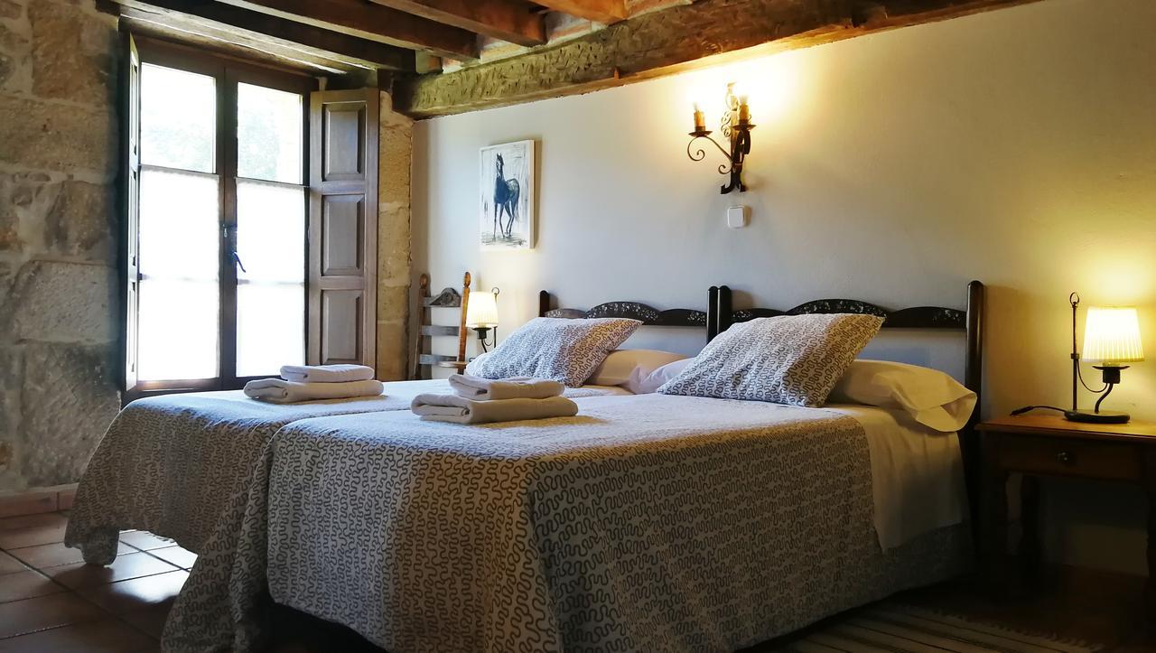 Casa rural La Toba I y II Bezana Exterior foto