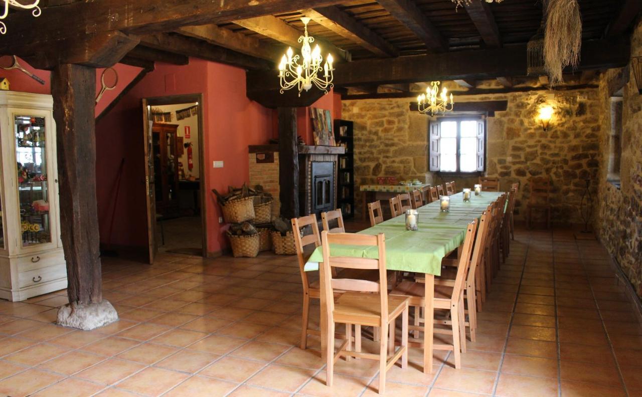 Casa rural La Toba I y II Bezana Exterior foto