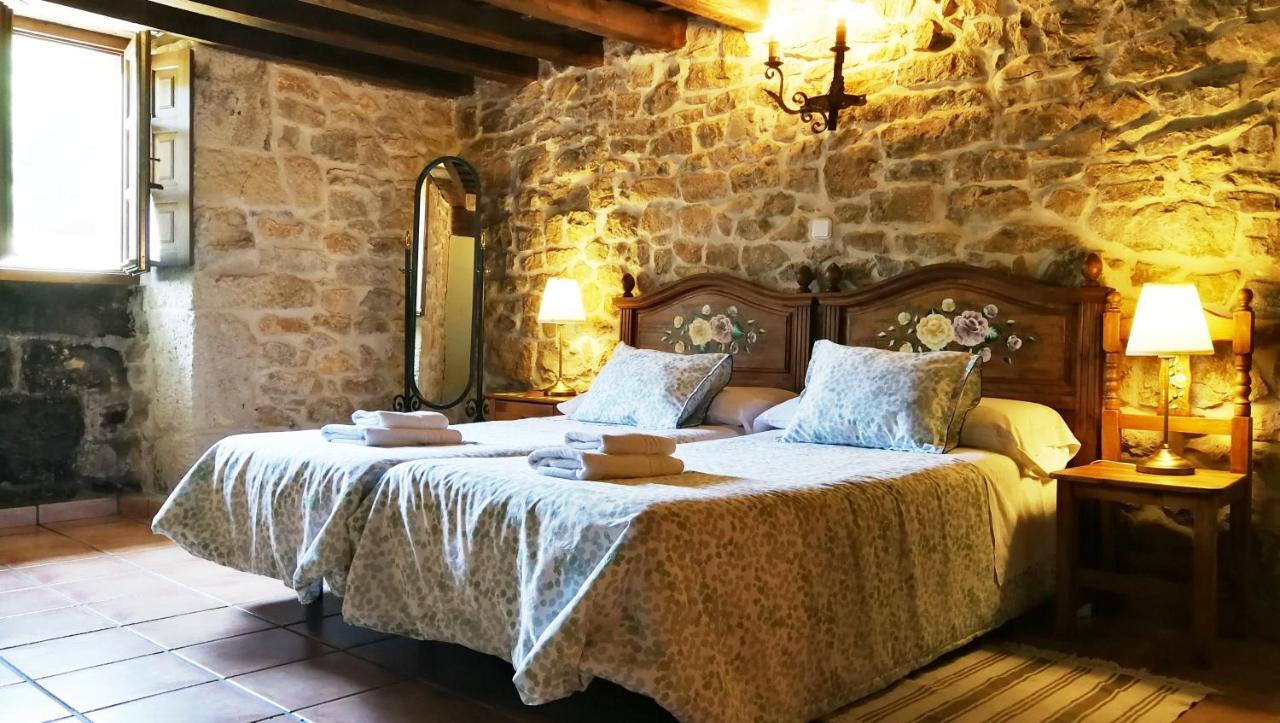 Casa rural La Toba I y II Bezana Exterior foto